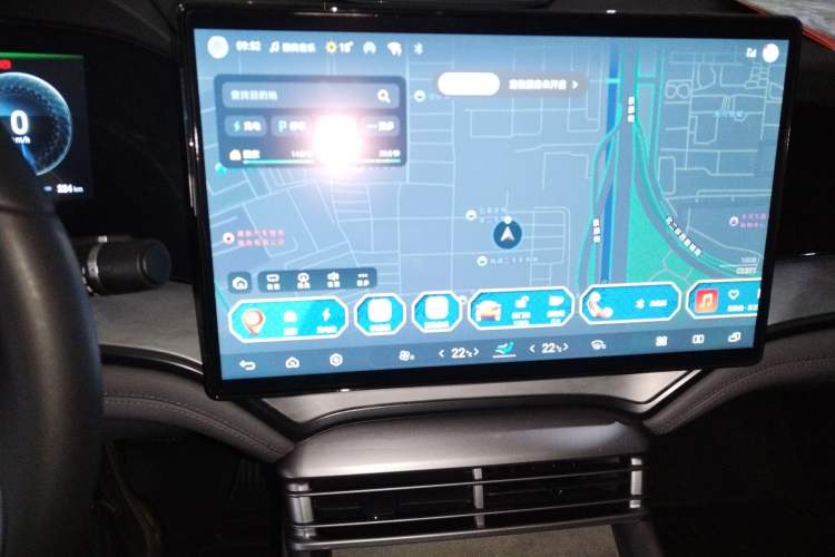 Used BYD Seal 2024 HONOR Edition DM-i 1.5L 121km Luxury Model Audio And AC Panel
