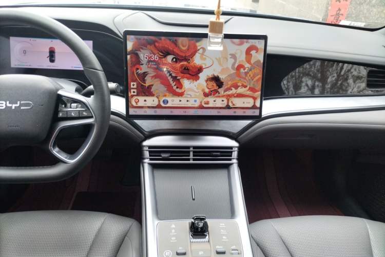 Used BYD Seal 2024 HONOR Edition DM-i 1.5L 121km Elite Model Audio And AC Panel