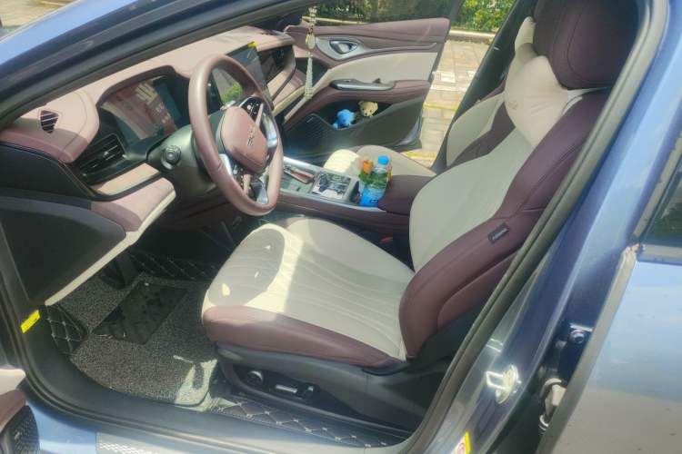 Used BYD Seal 2024 HONOR Edition DM-i 1.5T 121km Flagship Model Driver Seat