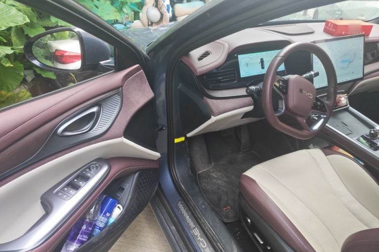 Used BYD Seal 2024 HONOR Edition DM-i 1.5L 121km Prestige Model Driver Seat