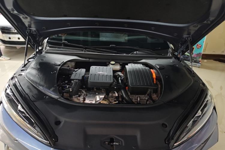 Used BYD Seal 2024 HONOR Edition DM-i 1.5T 121km Flagship Model Engine Bay
