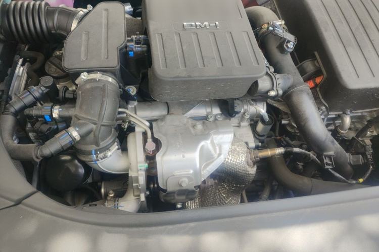 Used BYD Seal 2024 HONOR Edition DM-i 1.5T 121km Flagship Model Engine Bay