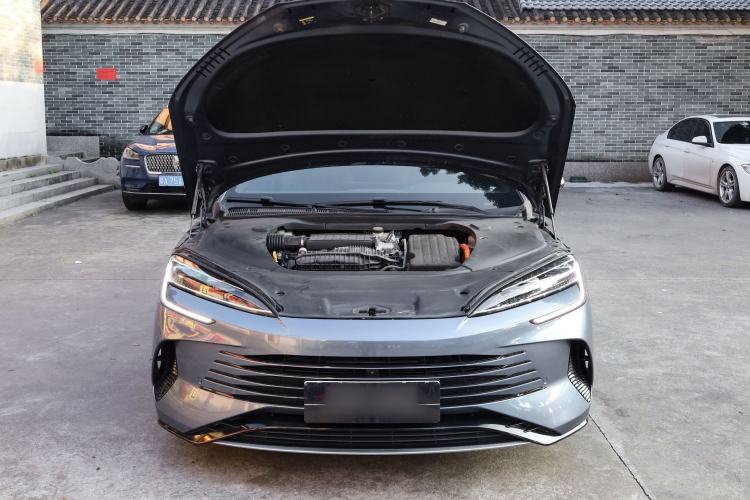 Used BYD Seal 2024 HONOR Edition DM-i 1.5L 121km Luxury Model Engine Bay