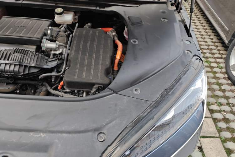 Used BYD Seal 2024 HONOR Edition DM-i 1.5L 121km Luxury Model Engine Bay Left