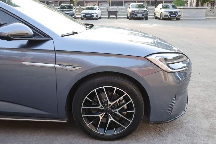 Used BYD Seal 2024 HONOR Edition DM-i 1.5L 121km Luxury Model Exterior 11