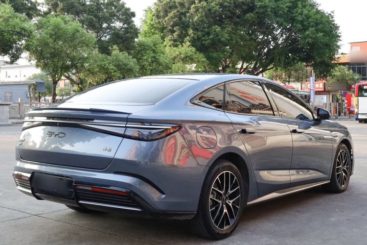Used BYD Seal 2024 HONOR Edition DM-i 1.5L 121km Luxury Model Exterior 3
