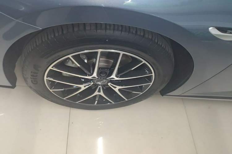 Used BYD Seal 2024 HONOR Edition DM-i 1.5L 121km Luxury Model Exterior 4