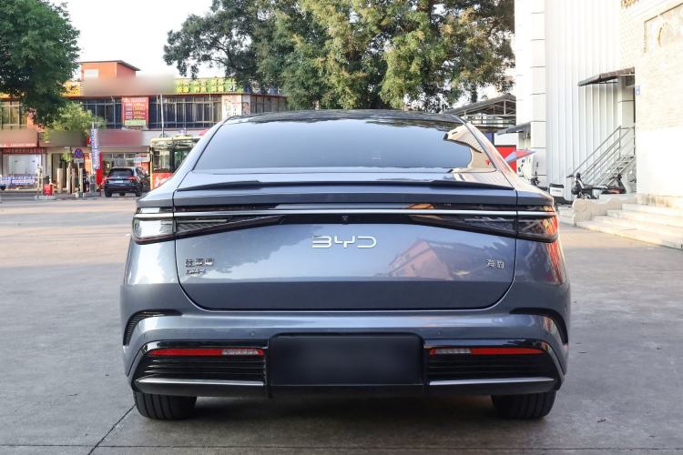 Used BYD Seal 2024 HONOR Edition DM-i 1.5L 121km Luxury Model Exterior 4