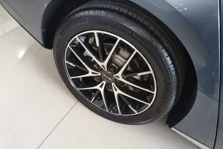 Used BYD Seal 2024 HONOR Edition DM-i 1.5L 121km Luxury Model Exterior 5