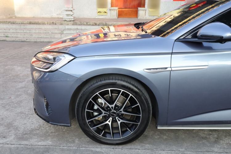 Used BYD Seal 2024 HONOR Edition DM-i 1.5L 121km Luxury Model Exterior 8