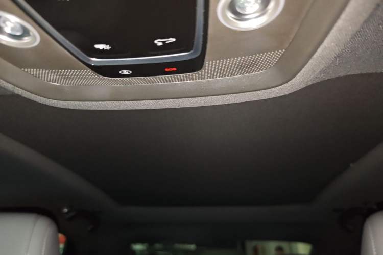 Used BYD Seal 2024 HONOR Edition DM-i 1.5T 121km Flagship Model Headliner