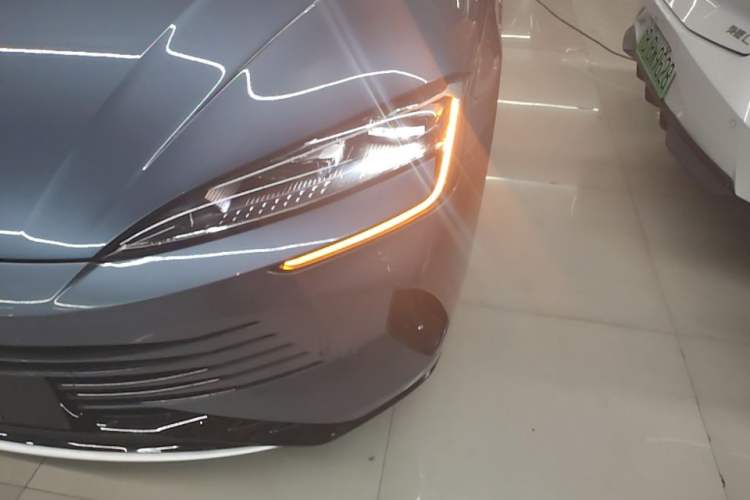 Used BYD Seal 2024 HONOR Edition DM-i 1.5L 121km Luxury Model Left Front Headlight