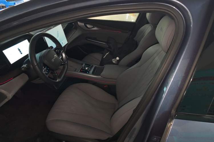 Used BYD Seal 2024 HONOR Edition DM-i 1.5T 121km Flagship Model Left Front Seat