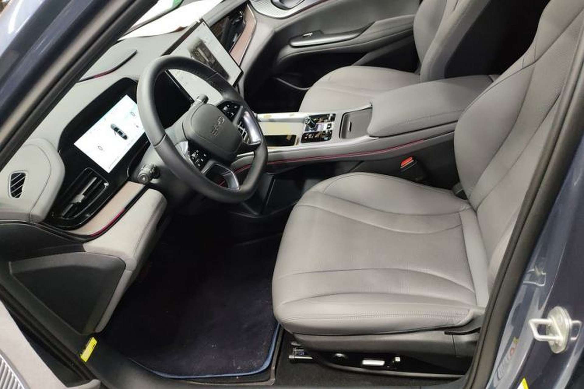 Used BYD Seal 2024 HONOR Edition DM-i 1.5L 121km Prestige Model Left Front Seat