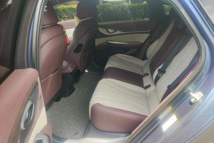 Used BYD Seal 2024 HONOR Edition DM-i 1.5T 121km Flagship Model Left Rear Seat