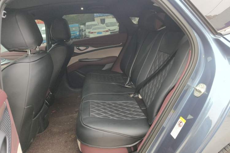 Used BYD Seal 2024 HONOR Edition DM-i 1.5L 121km Prestige Model Left Rear Seat