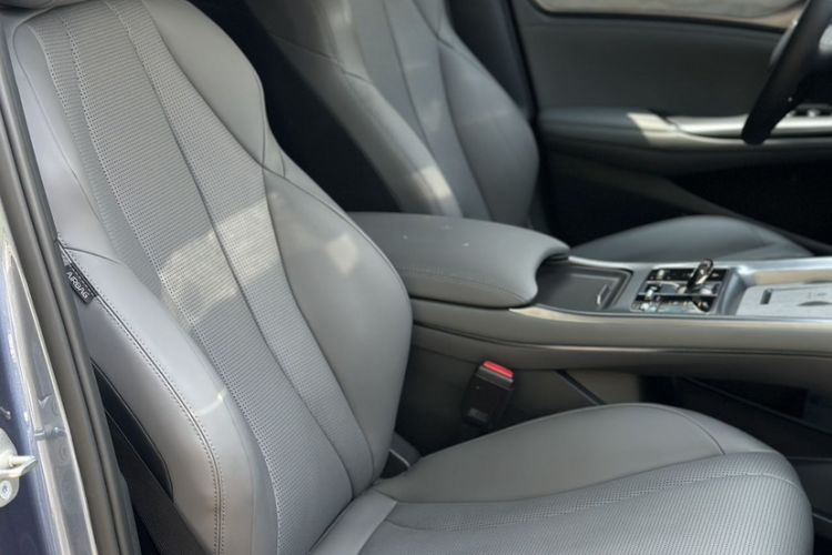 Used BYD Seal 2024 HONOR Edition DM-i 1.5L 121km Luxury Model Right Front Seat