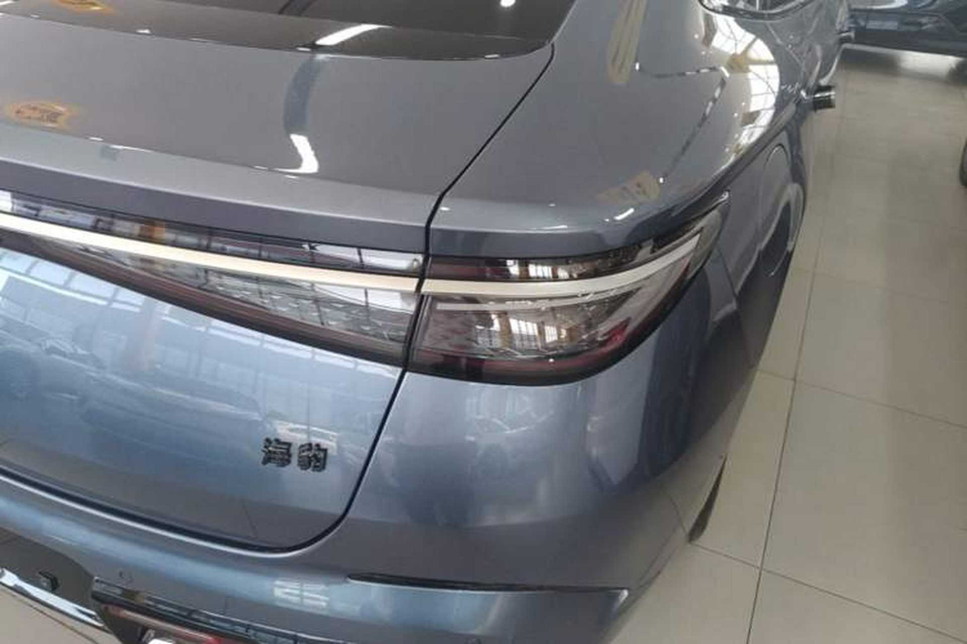Used BYD Seal 2024 HONOR Edition DM-i 1.5L 121km Luxury Model Right Rear Taillight