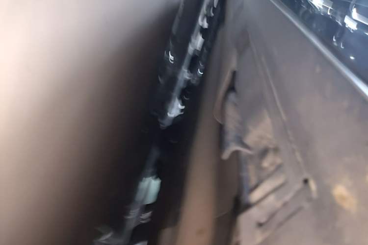 Used BYD Seal 2024 HONOR Edition DM-i 1.5L 121km Prestige Model Right Side Sill