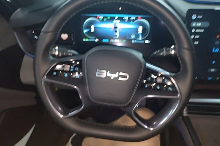 Used BYD Seal 2024 HONOR Edition DM-i 1.5L 121km Prestige Model Steering Wheel