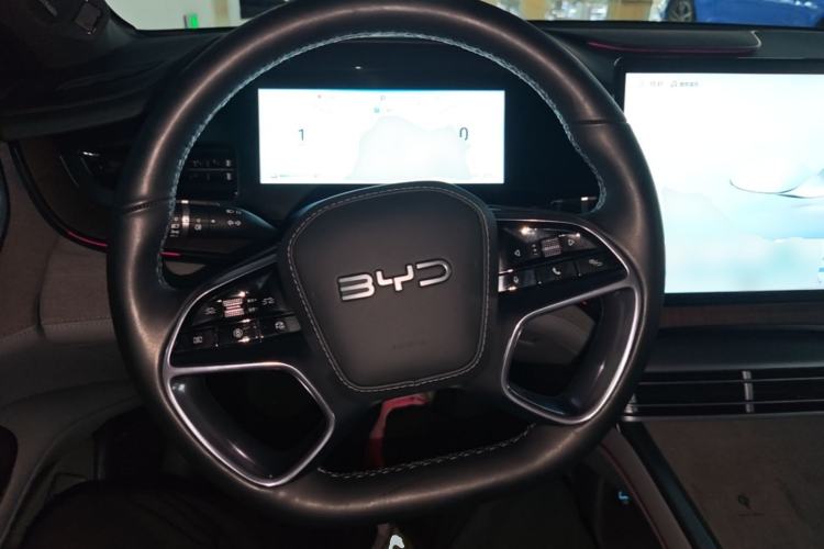 Used BYD Seal 2024 HONOR Edition DM-i 1.5T 121km Flagship Model Steering Wheel