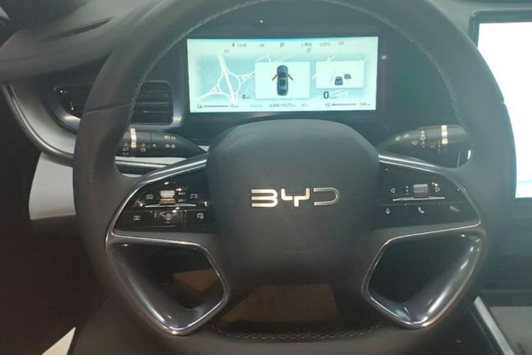Used BYD Seal 2024 HONOR Edition DM-i 1.5L 121km Luxury Model Steering Wheel