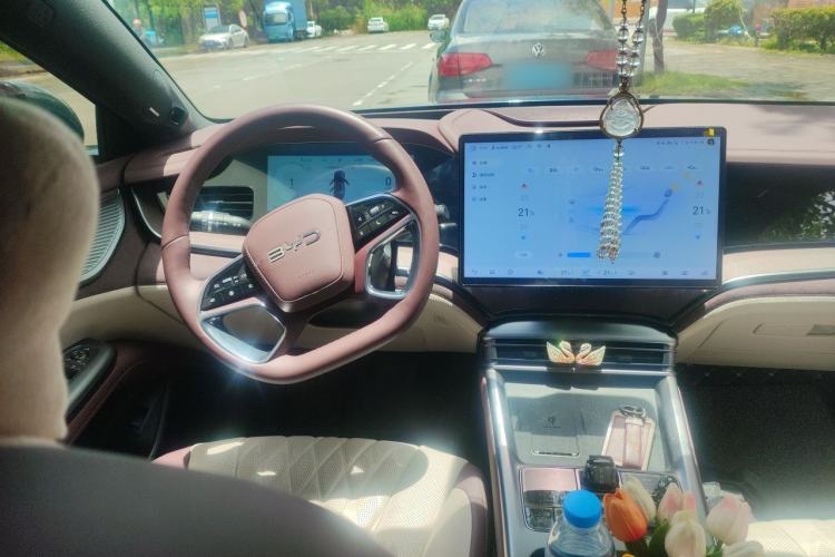 Used BYD Seal 2024 HONOR Edition DM-i 1.5T 121km Flagship Model Steering Wheel