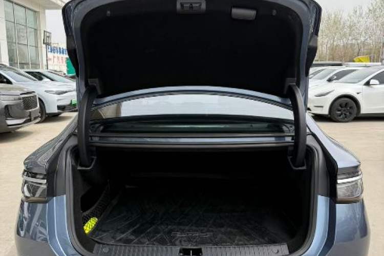 Used BYD Seal 2024 HONOR Edition DM-i 1.5L 121km Elite Model Trunk