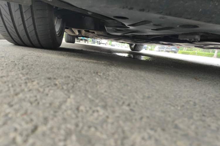 Used BYD Seal 2024 HONOR Edition DM-i 1.5T 121km Flagship Model Chassis Front Right