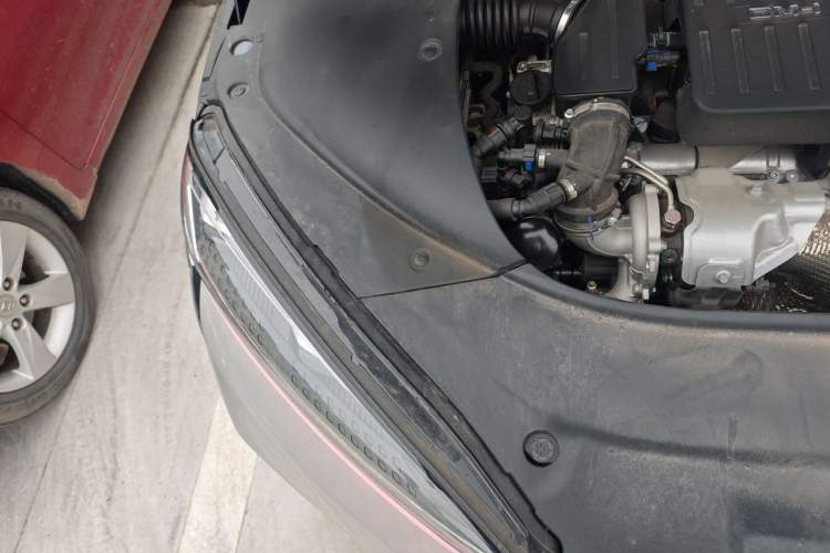 Used BYD Seal 2024 HONOR Edition DM-i 1.5T 121km Flagship Model Engine Bay Right