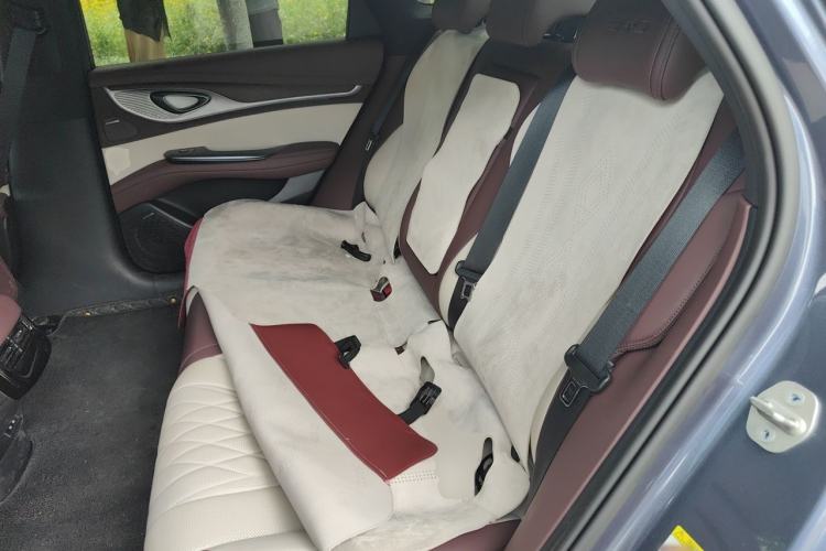 Used BYD Seal 2024 HONOR Edition DM-i 1.5T 121km Flagship Model Left Rear Seat