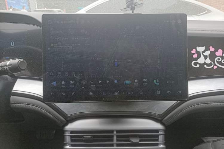 Used BYD Seal 2024 HONOR Edition DM-i 1.5L 121km Luxury Model Audio And AC Panel