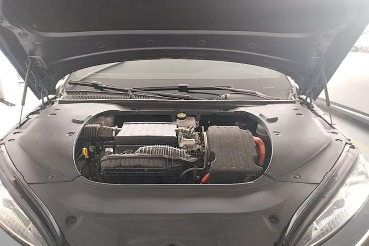 Used BYD Seal 2024 HONOR Edition DM-i 1.5L 121km Luxury Model Engine Bay