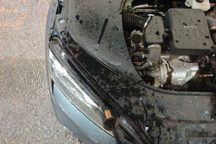 Used BYD Seal 2024 HONOR Edition DM-i 1.5T 121km Flagship Model Engine Bay Right