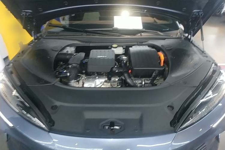 Used BYD Seal 2024 HONOR Edition DM-i 1.5T 121km Flagship Model Engine Bay
