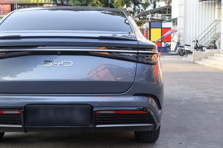 Used BYD Seal 2024 HONOR Edition DM-i 1.5L 121km Luxury Model Exterior 10