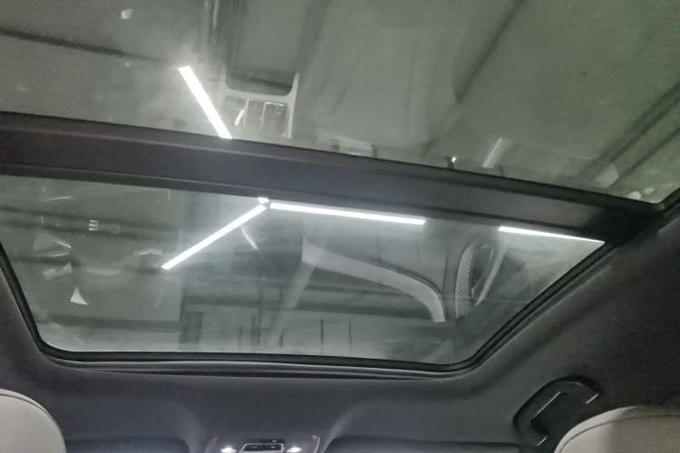 Used BYD Seal 2024 HONOR Edition DM-i 1.5L 121km Luxury Model Headliner