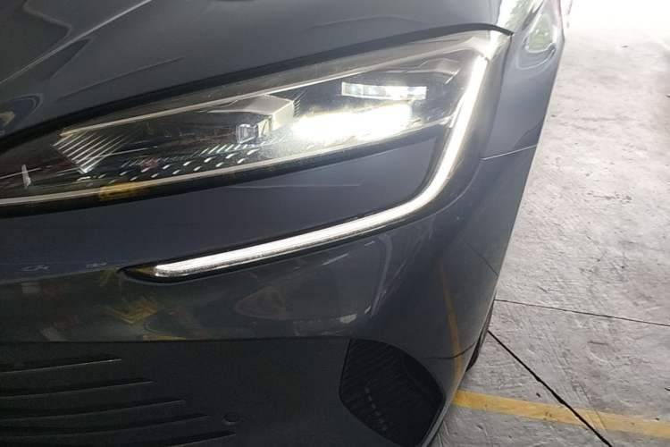 Used BYD Seal 2024 HONOR Edition DM-i 1.5L 121km Luxury Model Left Front Headlight