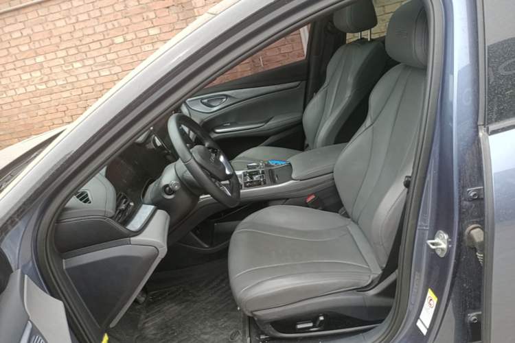 Used BYD Seal 2024 HONOR Edition DM-i 1.5L 121km Luxury Model Left Front Seat