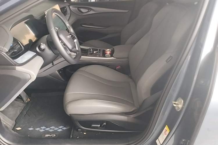 Used BYD Seal 2024 HONOR Edition DM-i 1.5L 121km Luxury Model Left Front Seat