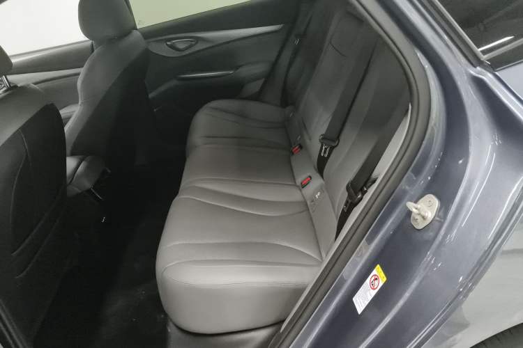 Used BYD Seal 2024 HONOR Edition DM-i 1.5L 121km Luxury Model Left Rear Seat