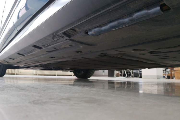 Used BYD Seal 2024 HONOR Edition DM-i 1.5L 121km Prestige Model Left Side Sill