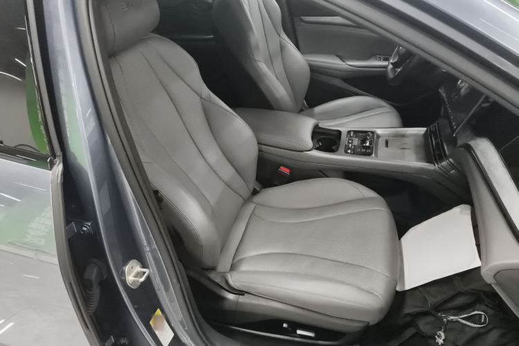 Used BYD Seal 2024 HONOR Edition DM-i 1.5L 121km Luxury Model Right Front Seat