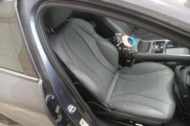 Used BYD Seal 2024 HONOR Edition DM-i 1.5L 121km Luxury Model Right Front Seat