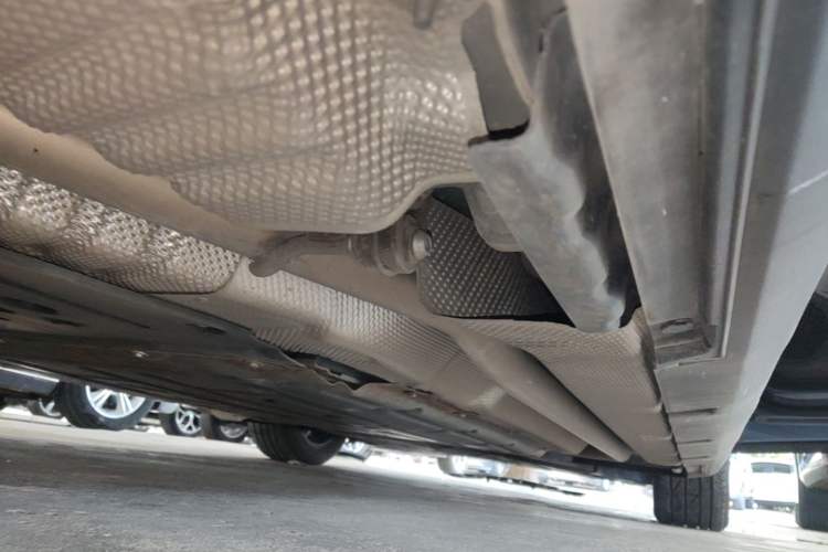 Used BYD Seal 2024 HONOR Edition DM-i 1.5L 121km Luxury Model Right Side Sill