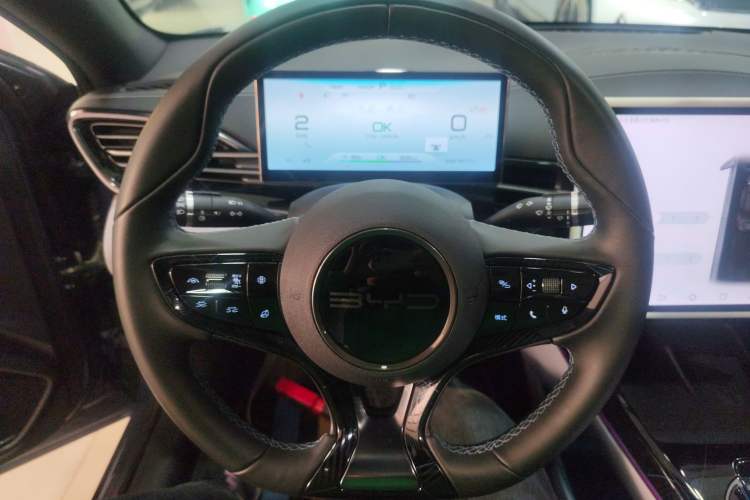 Used BYD Seal 2024 Honor Edition 550km Premium Model Steering Wheel