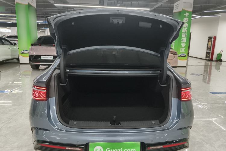 Used BYD Seal 2024 HONOR Edition DM-i 1.5L 121km Luxury Model Trunk