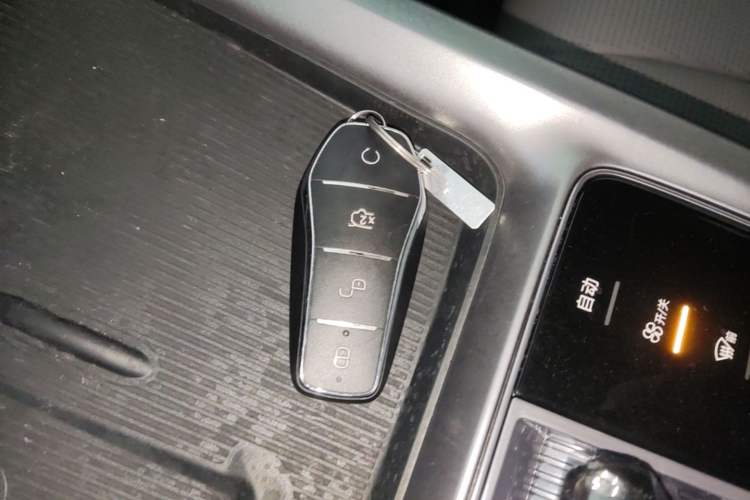 Used BYD Seal 2024 HONOR Edition DM-i 1.5L 121km Luxury Model Vehicle Key