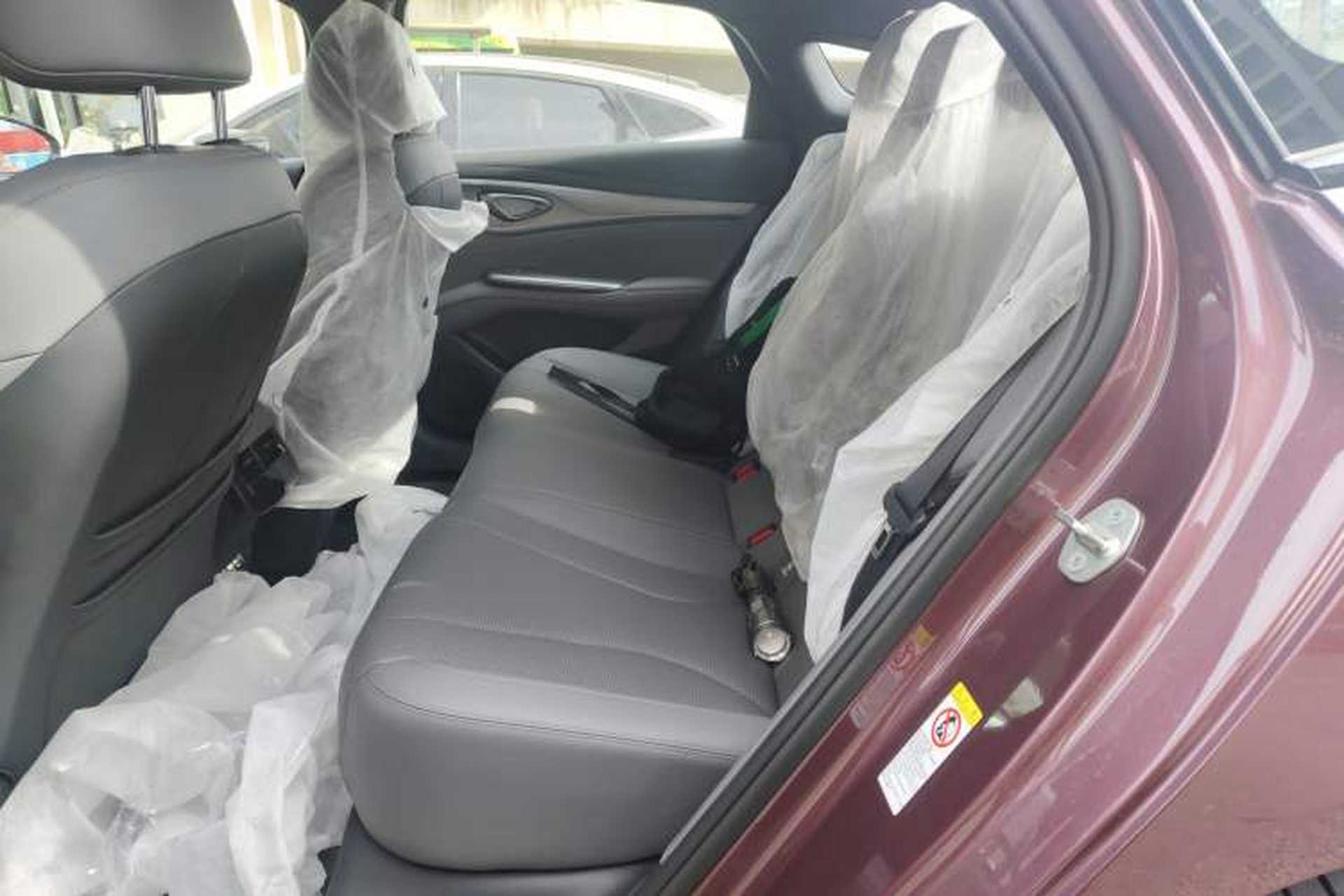 Used BYD Seal 2024 HONOR Edition DM-i 1.5L 121km Elite Model Left Rear Seat