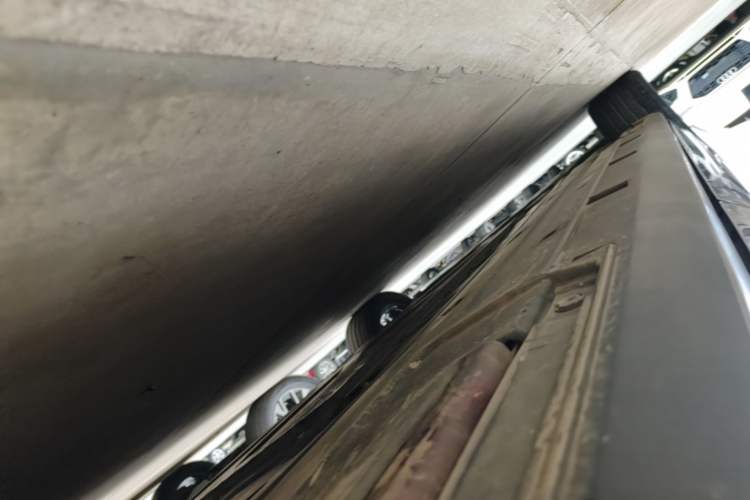 Used BYD Seal 2024 HONOR Edition DM-i 1.5T 121km Prestige Model Left Side Sill